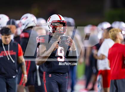 Thumbnail 3 in Carrollton vs Gainesville (MaxPreps Game of the Week) photogallery.