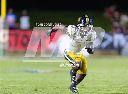 Thumbnail 2 in Carrollton vs Gainesville (MaxPreps Game of the Week) photogallery.