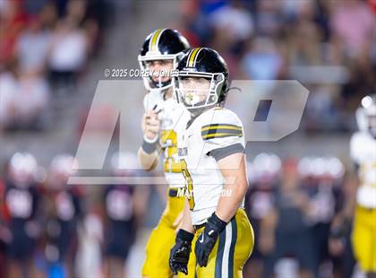 Thumbnail 2 in Carrollton vs Gainesville (MaxPreps Game of the Week) photogallery.