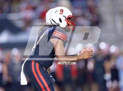 Thumbnail 3 in Carrollton vs Gainesville (MaxPreps Game of the Week) photogallery.