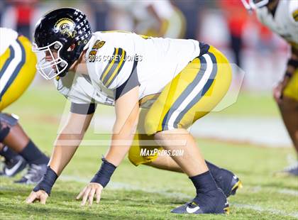 Thumbnail 2 in Carrollton vs Gainesville (MaxPreps Game of the Week) photogallery.