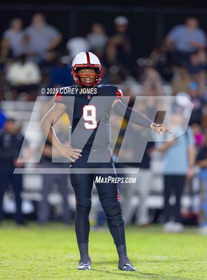 Thumbnail 3 in Carrollton vs Gainesville (MaxPreps Game of the Week) photogallery.