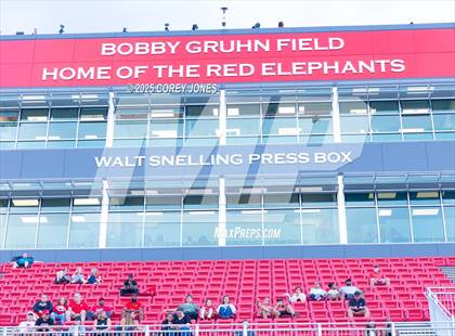 Thumbnail 2 in Carrollton vs Gainesville (MaxPreps Game of the Week) photogallery.