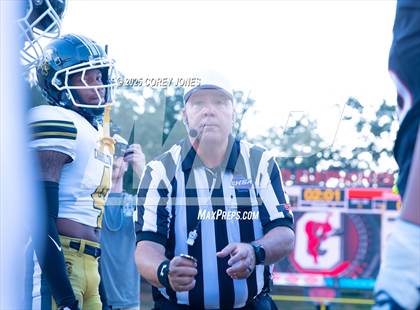 Thumbnail 2 in Carrollton vs Gainesville (MaxPreps Game of the Week) photogallery.
