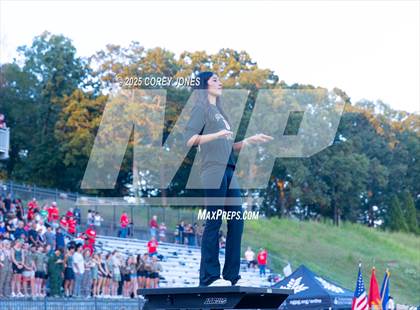 Thumbnail 2 in Carrollton vs Gainesville (MaxPreps Game of the Week) photogallery.