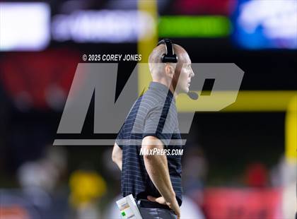 Thumbnail 3 in Carrollton vs Gainesville (MaxPreps Game of the Week) photogallery.