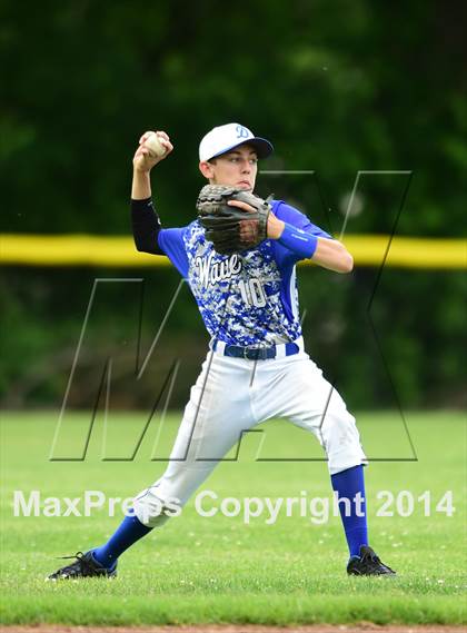 Thumbnail 2 in Darien @ Jonathan Law (CIAC Class L Quarterfinal) photogallery.