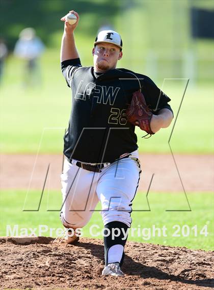 Thumbnail 2 in Darien @ Jonathan Law (CIAC Class L Quarterfinal) photogallery.