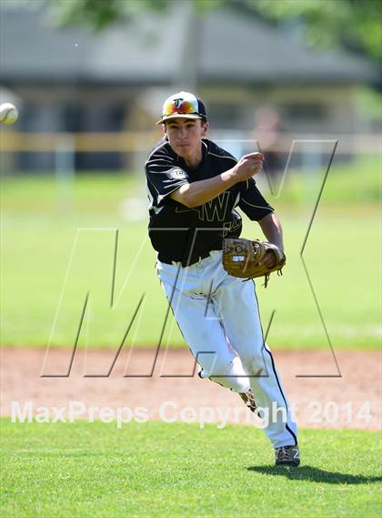 Thumbnail 3 in Darien @ Jonathan Law (CIAC Class L Quarterfinal) photogallery.