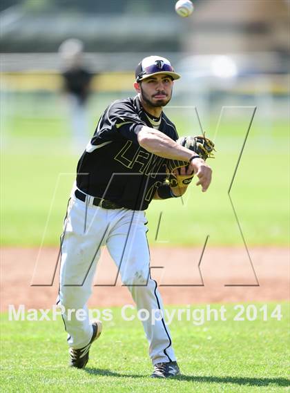 Thumbnail 3 in Darien @ Jonathan Law (CIAC Class L Quarterfinal) photogallery.
