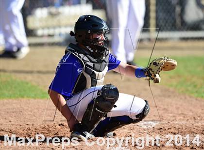 Thumbnail 3 in Darien @ Jonathan Law (CIAC Class L Quarterfinal) photogallery.