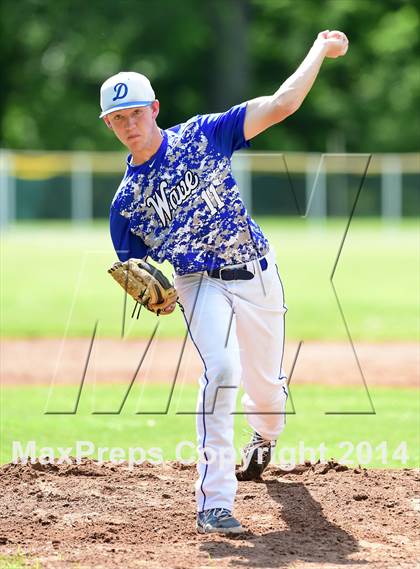 Thumbnail 3 in Darien @ Jonathan Law (CIAC Class L Quarterfinal) photogallery.