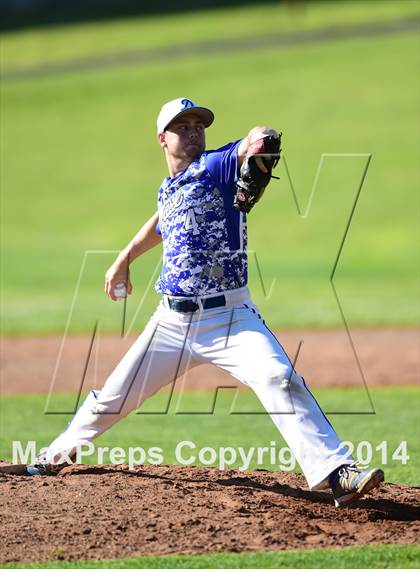 Thumbnail 3 in Darien @ Jonathan Law (CIAC Class L Quarterfinal) photogallery.