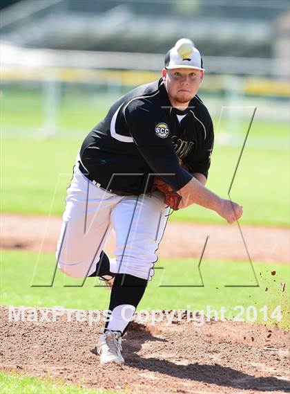 Thumbnail 1 in Darien @ Jonathan Law (CIAC Class L Quarterfinal) photogallery.