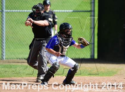 Thumbnail 2 in Darien @ Jonathan Law (CIAC Class L Quarterfinal) photogallery.