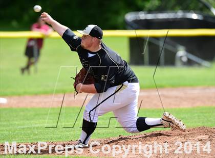Thumbnail 2 in Darien @ Jonathan Law (CIAC Class L Quarterfinal) photogallery.