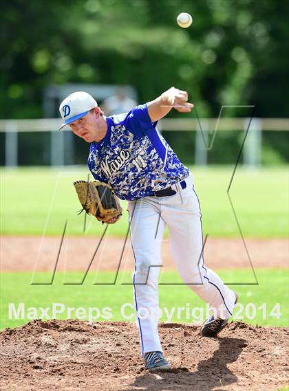Thumbnail 2 in Darien @ Jonathan Law (CIAC Class L Quarterfinal) photogallery.