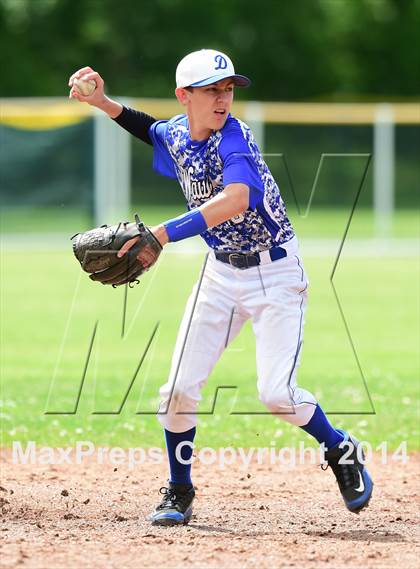 Thumbnail 3 in Darien @ Jonathan Law (CIAC Class L Quarterfinal) photogallery.