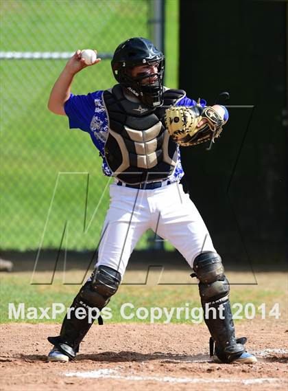 Thumbnail 2 in Darien @ Jonathan Law (CIAC Class L Quarterfinal) photogallery.