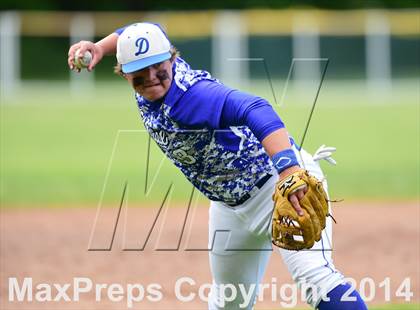 Thumbnail 3 in Darien @ Jonathan Law (CIAC Class L Quarterfinal) photogallery.