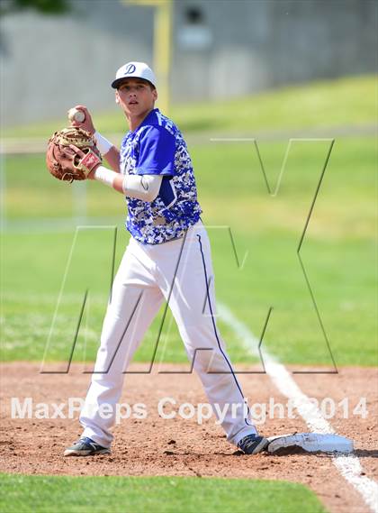 Thumbnail 3 in Darien @ Jonathan Law (CIAC Class L Quarterfinal) photogallery.