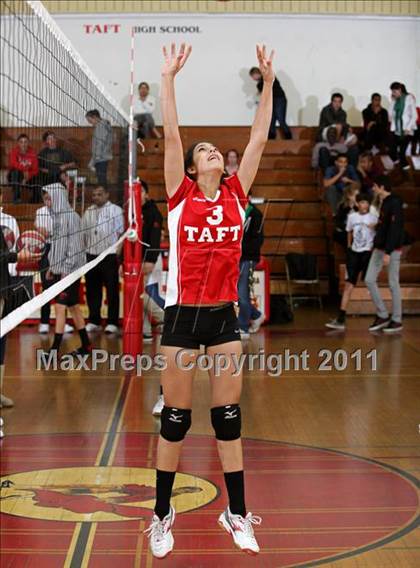 Thumbnail 3 in University @ Taft (CIF LACS Playoffs) photogallery.