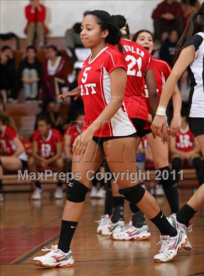 Thumbnail 3 in University @ Taft (CIF LACS Playoffs) photogallery.