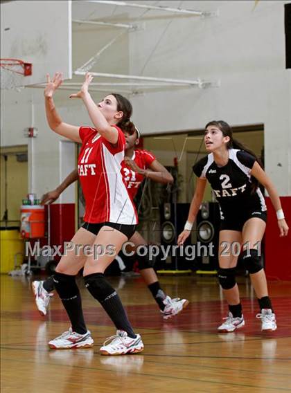 Thumbnail 2 in University @ Taft (CIF LACS Playoffs) photogallery.