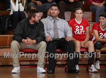 Thumbnail 3 in University @ Taft (CIF LACS Playoffs) photogallery.