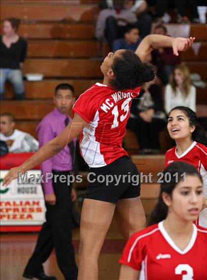 Thumbnail 2 in University @ Taft (CIF LACS Playoffs) photogallery.