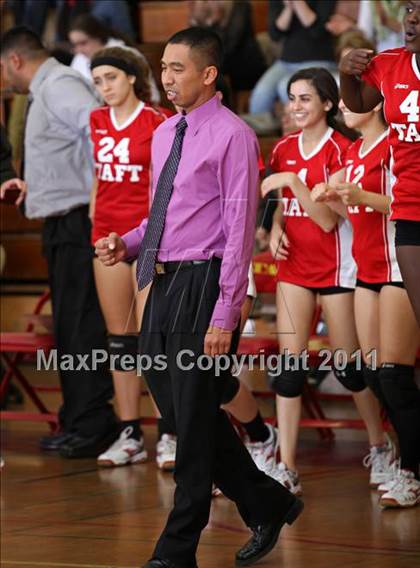 Thumbnail 2 in University @ Taft (CIF LACS Playoffs) photogallery.