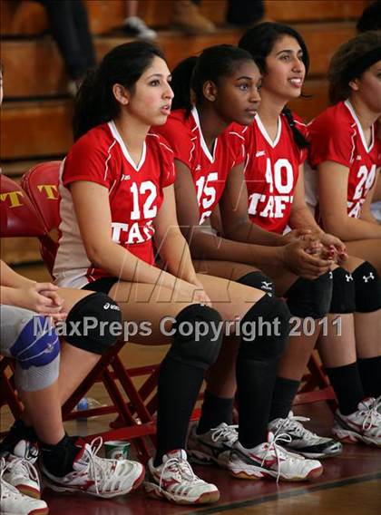 Thumbnail 1 in University @ Taft (CIF LACS Playoffs) photogallery.