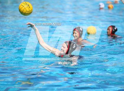 Thumbnail 2 in Beckman @ Tustin Girls photogallery.