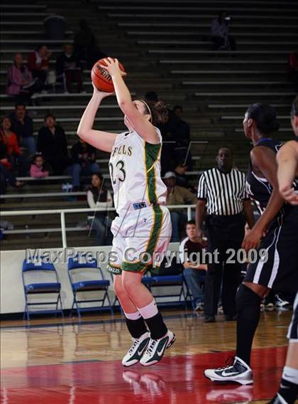 Thumbnail 1 in Clear Creek vs Cy Falls (McDonalds Texas Invitational) photogallery.