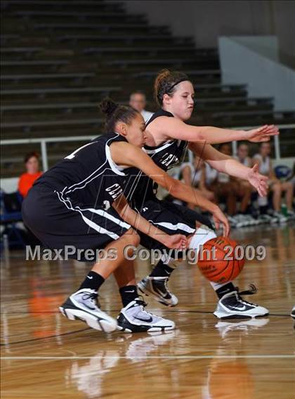 Thumbnail 3 in Clear Creek vs Cy Falls (McDonalds Texas Invitational) photogallery.