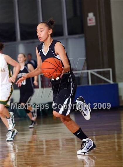 Thumbnail 3 in Clear Creek vs Cy Falls (McDonalds Texas Invitational) photogallery.