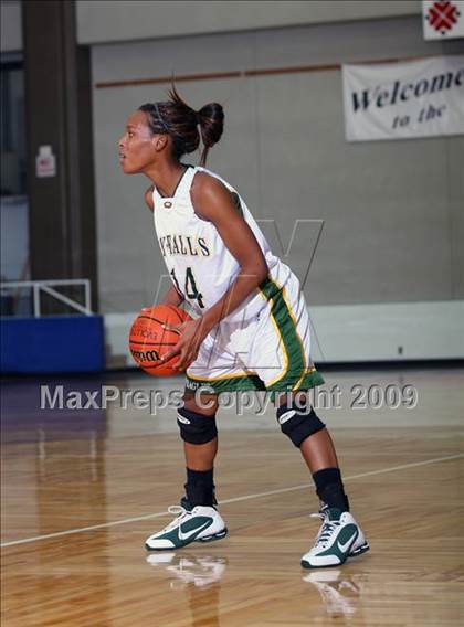 Thumbnail 1 in Clear Creek vs Cy Falls (McDonalds Texas Invitational) photogallery.