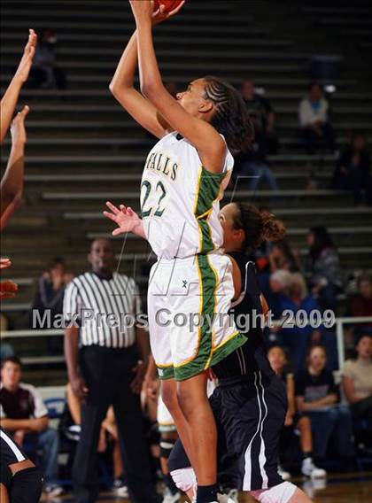 Thumbnail 3 in Clear Creek vs Cy Falls (McDonalds Texas Invitational) photogallery.