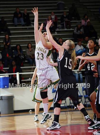 Thumbnail 2 in Clear Creek vs Cy Falls (McDonalds Texas Invitational) photogallery.