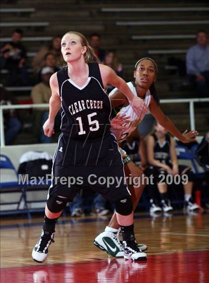 Thumbnail 2 in Clear Creek vs Cy Falls (McDonalds Texas Invitational) photogallery.