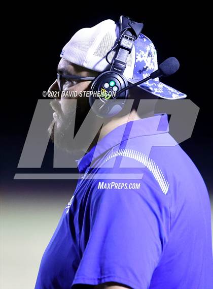 Thumbnail 3 in Highland @ Nipomo (CIF CCS Quarterfinal) photogallery.
