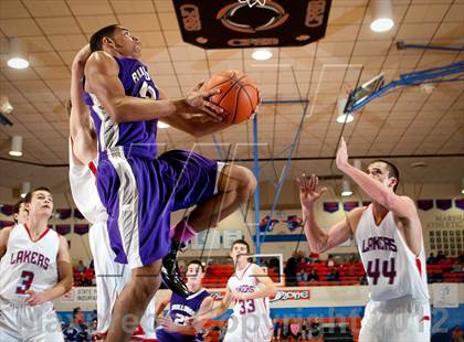 Thumbnail 2 in Calloway County vs Harrisburg (Marshall County Hoopfest) photogallery.