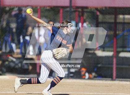 Thumbnail 2 in Fruita Monument vs Legend (CHSAA 5A Sweet 16) photogallery.