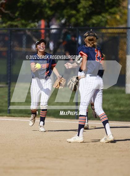 Thumbnail 2 in Fruita Monument vs Legend (CHSAA 5A Sweet 16) photogallery.