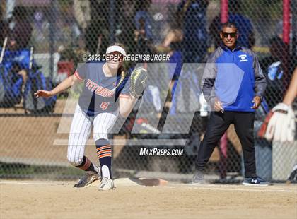 Thumbnail 3 in Fruita Monument vs Legend (CHSAA 5A Sweet 16) photogallery.