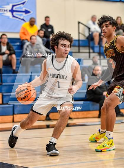 Thumbnail 2 in JSerra Catholic vs. Foothill (CDM Beach Bash Tournament) photogallery.