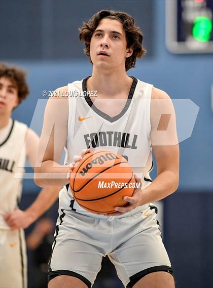 Thumbnail 1 in JSerra Catholic vs. Foothill (CDM Beach Bash Tournament) photogallery.