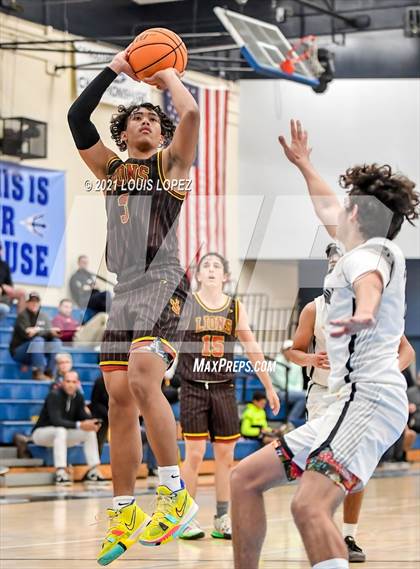 Thumbnail 3 in JSerra Catholic vs. Foothill (CDM Beach Bash Tournament) photogallery.