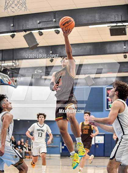 Thumbnail 3 in JSerra Catholic vs. Foothill (CDM Beach Bash Tournament) photogallery.