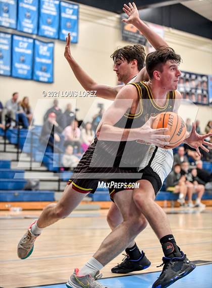 Thumbnail 1 in JSerra Catholic vs. Foothill (CDM Beach Bash Tournament) photogallery.